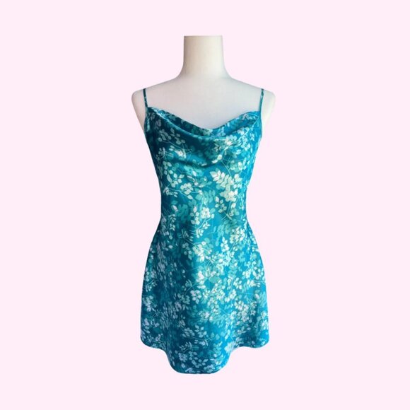💚 SOLD 💚 Teal Leaves & Dreams Chemise - Picture 1 of 3